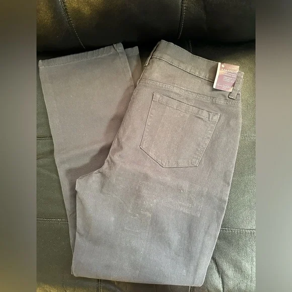 Gloria Vanderbilt Amanda dark gray jeans. Size 12 short. New with tags. - Picture 3 of 3